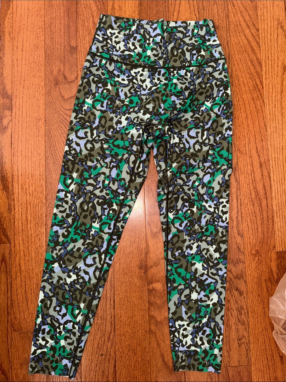 aerie Olive Green, Blue & Black Camo Leopard Leggings